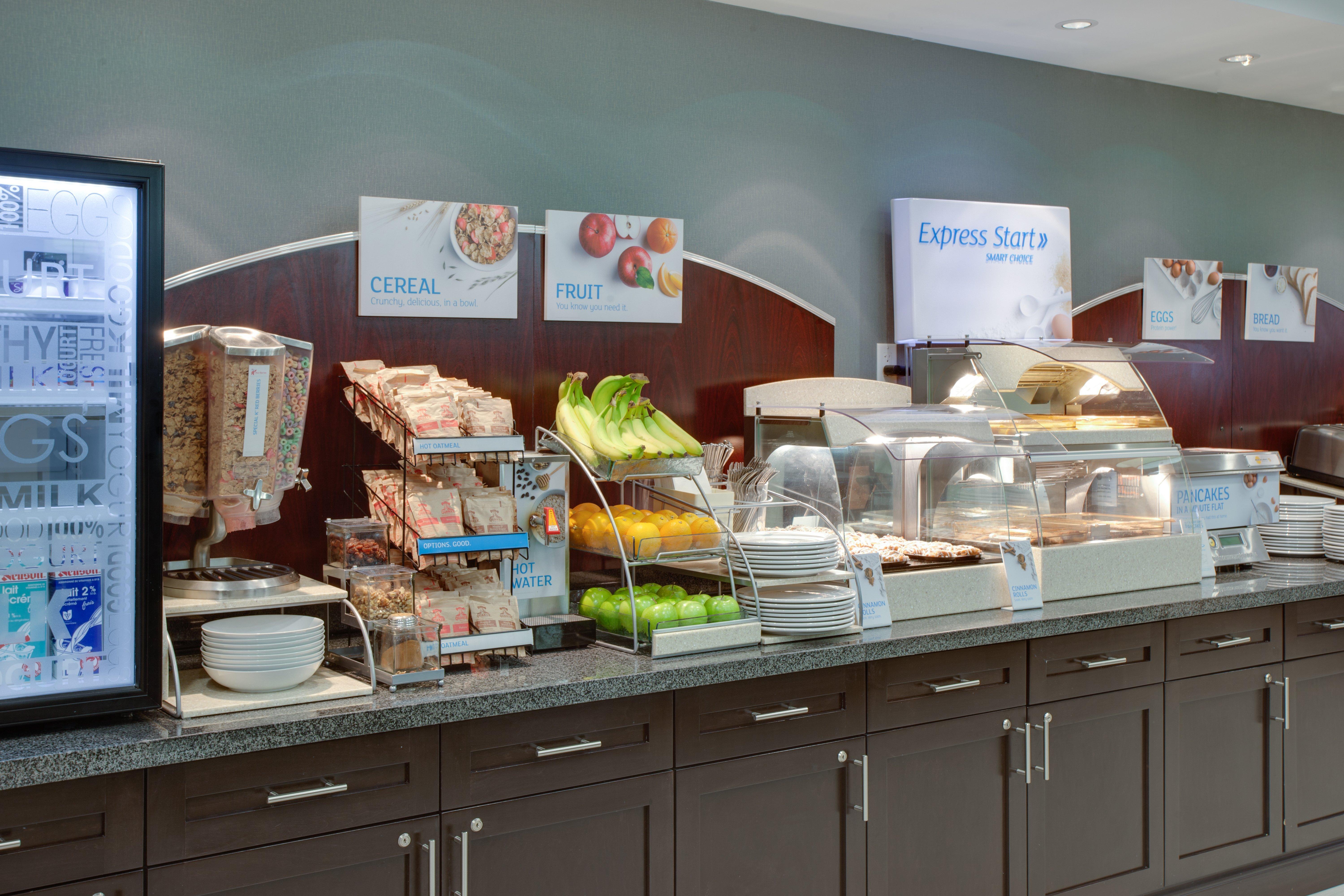 Holiday Inn Express & Suites Ottawa East-Orleans By Ihg Exterior foto