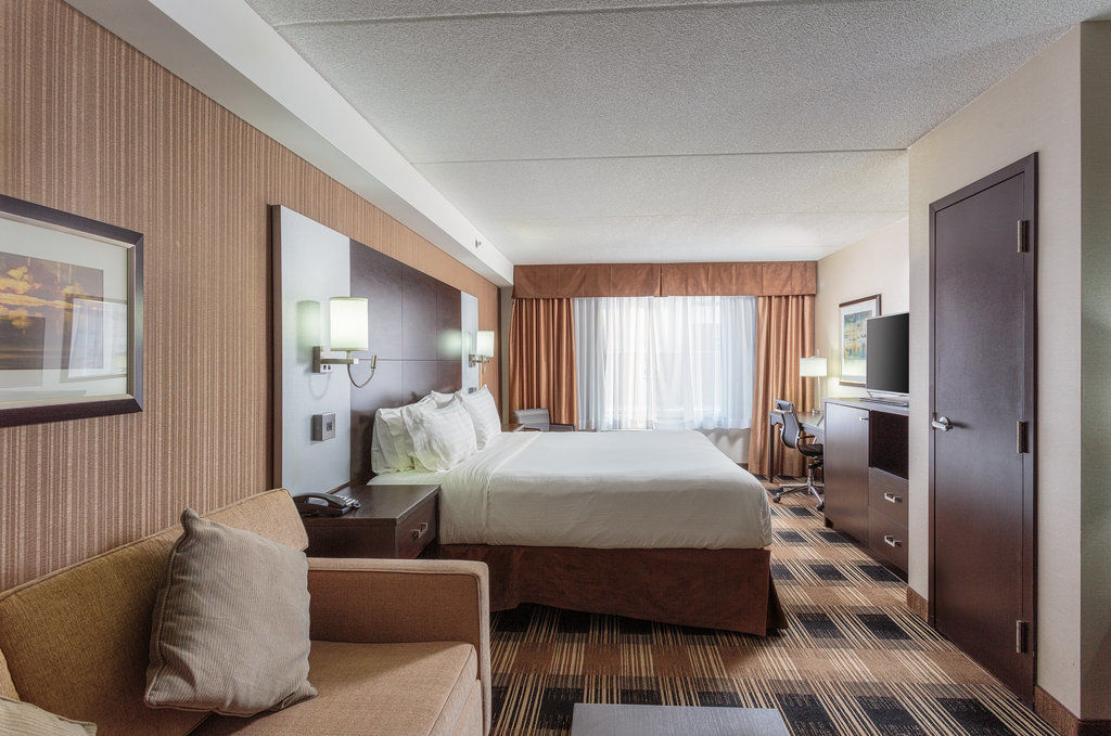 Holiday Inn Express & Suites Ottawa East-Orleans By Ihg Exterior foto